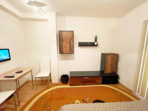 small APARTMENT FOR RENT
